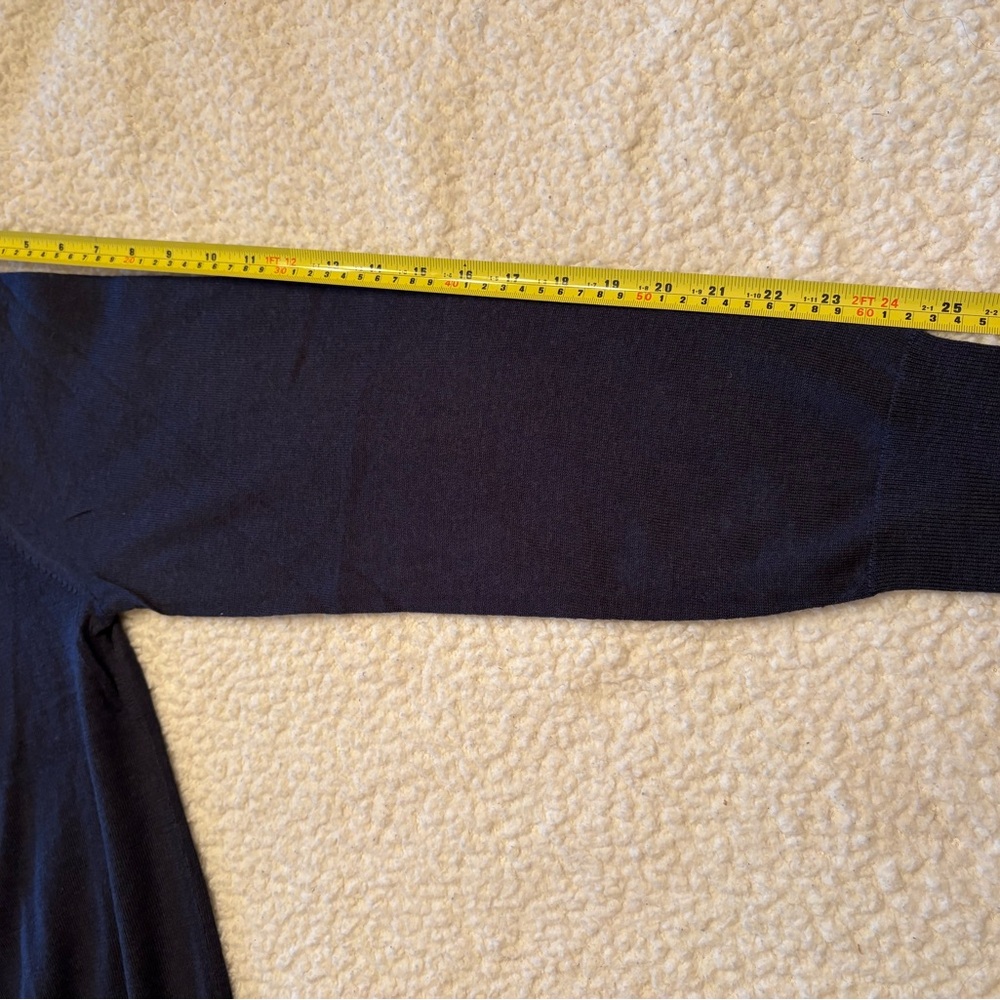 Banana Republic Men's Deep Blue Merino 100% WOOL Sweater | - Picture 11 of 12